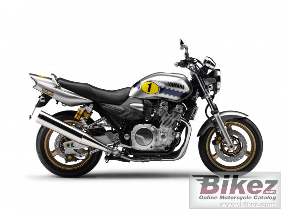 2009 Yamaha XJR 1300 photo